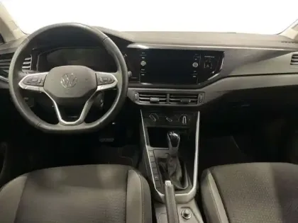 Photo 8 Volkswagen Polo 1.0 TSI 95 S&S DSG7 VW Edition