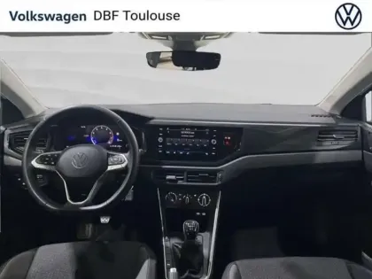 Photo 8 Volkswagen Polo 1.0 TSI 95 S&S BVM5 VW Edition