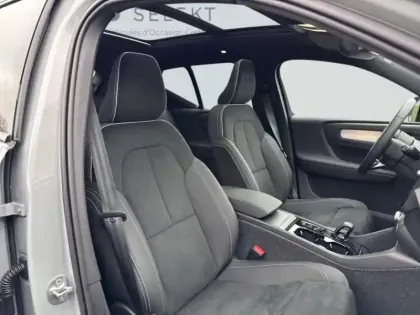 Photo 8 Volvo Xc40  B3 163ch Plus DCT 7