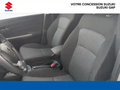 Photo 8 Suzuki Vitara  1.5 Dualjet Hybrid 115ch Privilège Auto Allgrip MY24