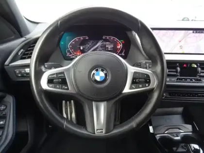 Photo 7 BMW Serie 1 Série 1 118iA 136ch M Sport DKG7