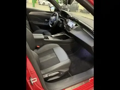 Photo 8 Peugeot 308  1.5 BlueHDi 130ch S&S GT EAT8