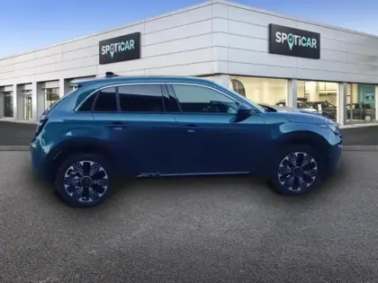 Photo 3 Fiat 600  1.2 Hybrid Turbo 110ch La Prima eDCT6 Step 2