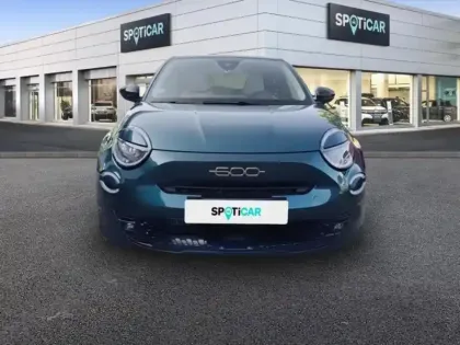 Photo 1 Fiat 600  1.2 Hybrid Turbo 110ch La Prima eDCT6 Step 2