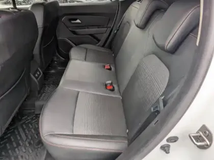 Photo 10 Dacia Duster  1.3 TCe 150ch FAP Extreme 4x2 EDC