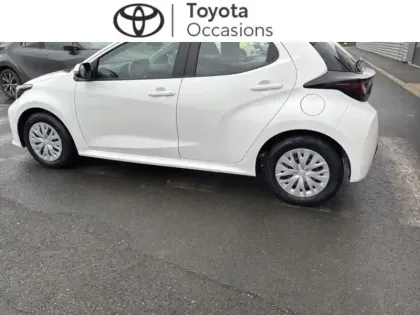 Photo 1 Toyota Yaris  116h Dynamic 5p MY22
