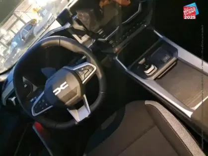 Photo 14 Dacia Bigster  1.8 hybrid 155ch Journey