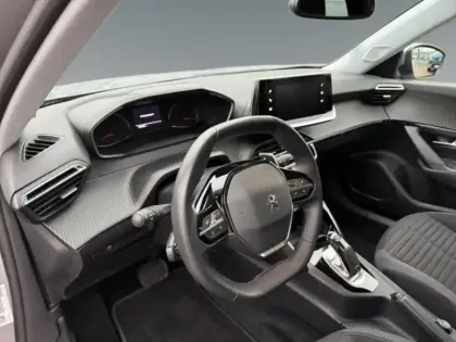 Photo 9 Peugeot 2008  1.2 PureTech 130ch S&S Style EAT8