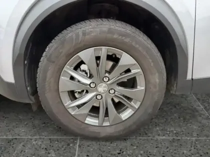 Photo 13 Peugeot 2008  1.2 PureTech 130ch S&S Style EAT8