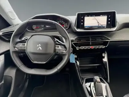 Photo 40 Peugeot 2008  1.2 PureTech 130ch S&S Style EAT8