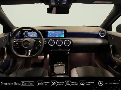 Photo 5 Mercedes Classe A  200 163ch AMG Line 7G-DCT