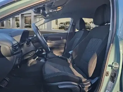 Photo 8 Hyundai Bayon  1.0 T-GDi 100ch Hybrid 48V Executive DCT-7