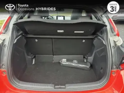 Photo 9 Toyota Yaris  116h Première 5p