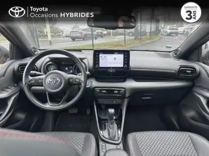 Photo 7 Toyota Yaris  116h Première 5p