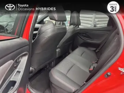 Photo 11 Toyota Yaris  116h Première 5p