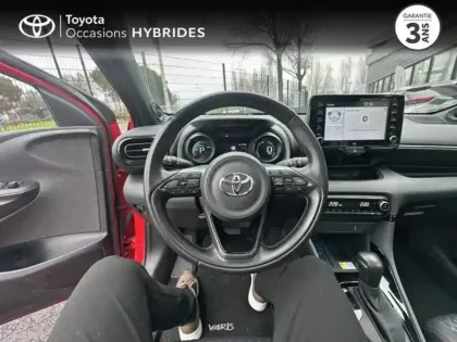 Photo 8 Toyota Yaris  116h Première 5p