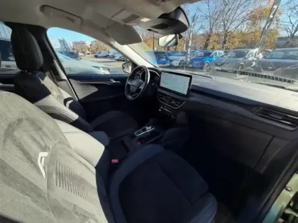 Photo 8 Ford Kuga  2.5 Duratec 180ch Hybrid FlexiFuel ST-Line Powershift