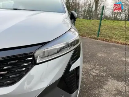 Photo 12 Renault Clio  1.6 E-Tech 145ch full hybrid esprit Alpine - 25