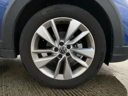 Photo 10 Volkswagen Taigo  1.0 TSI 116ch VW Edition DSG7