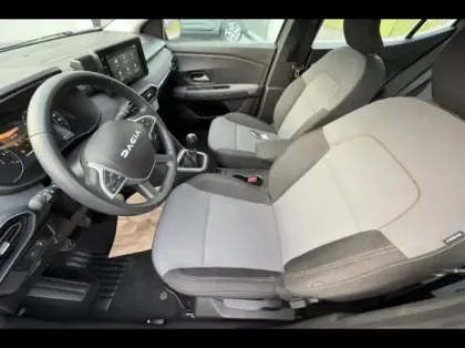 Photo 9 Dacia Sandero  1.0 ECO-G 100ch Stepway Extreme + -24