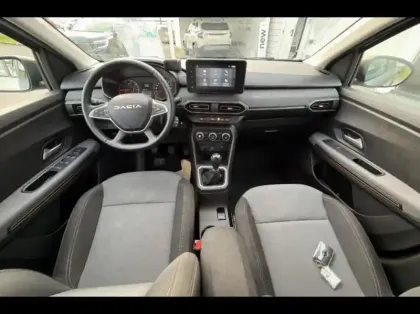 Photo 8 Dacia Sandero  1.0 ECO-G 100ch Stepway Extreme + -24