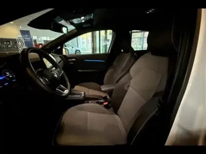 Photo 9 Renault Captur  1.6 E-Tech full hybrid 145ch Techno