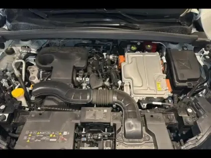 Photo 7 Renault Captur  1.6 E-Tech full hybrid 145ch Techno