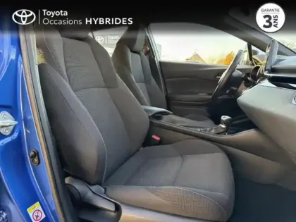 Photo 5 Toyota C-HR  122h Dynamic 2WD E-CVT