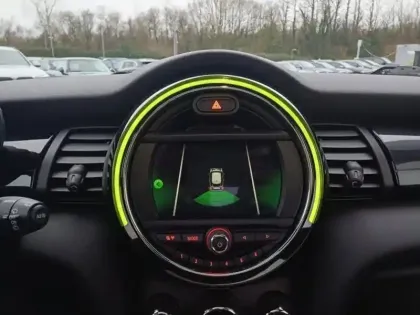 Photo 4 Mini Mini  Cooper 136ch  Edition Greenwich