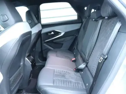 Photo 9 Peugeot 3008  1.2 Hybrid 145ch GT e-DCS6