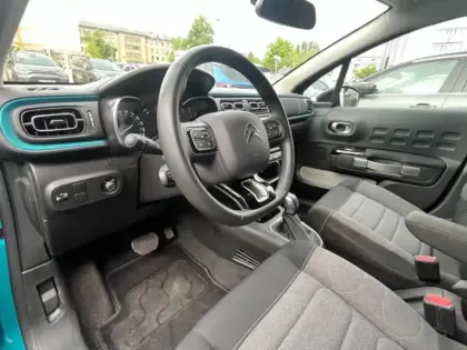 Photo 8 Citroën C3  1.2 PureTech 110ch S&S Shine Pack  EAT6