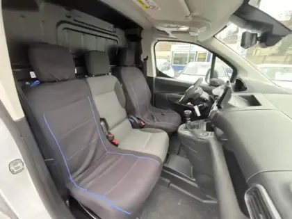 Photo 10 Peugeot Partner  XL Diesel 130ch Pack Premium Connect