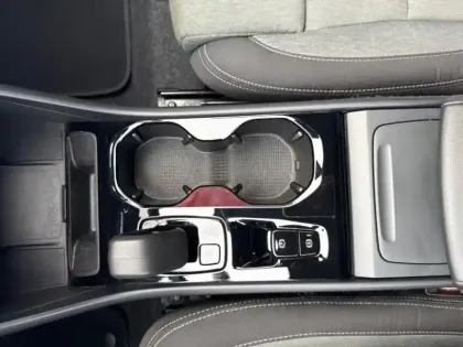 Photo 14 Volvo Xc40  B3 163ch Plus DCT 7