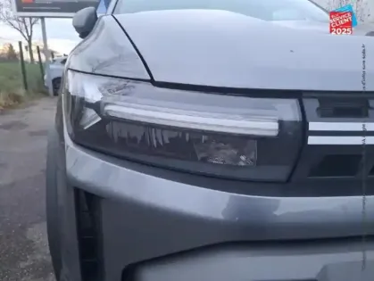 Photo 12 Dacia Duster  1.8 hybrid 155ch Journey