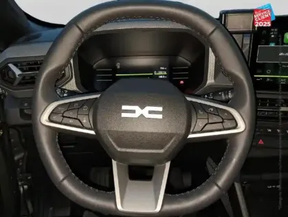 Photo 11 Dacia Duster  1.8 hybrid 155ch Journey