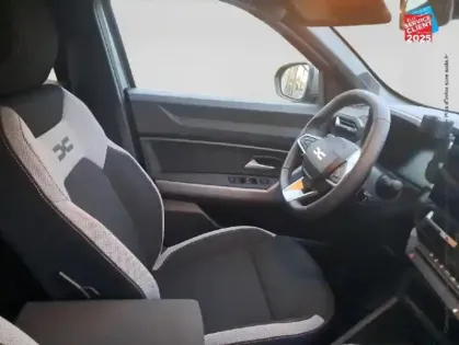 Photo 4 Dacia Duster  1.8 hybrid 155ch Journey