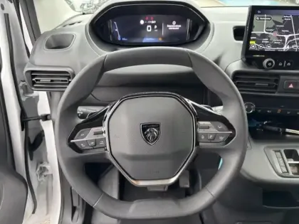 Photo 14 Peugeot Partner  M 650kg BlueHDi 130ch S&S EAT8 Pack Premium Connect