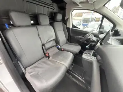 Photo 10 Peugeot Partner  M 650kg BlueHDi 130ch S&S EAT8 Pack Premium Connect