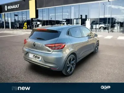 Photo 5 Renault Clio  1.6 E-Tech hybride 145ch Engineered