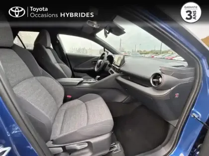 Photo 5 Toyota C-HR  1.8 Hybride 140ch Graphic MY26