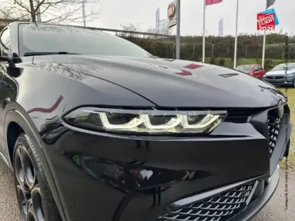 Photo 12 Alfa Romeo Tonale  1.5 Ibrida 160ch Intensa TCT