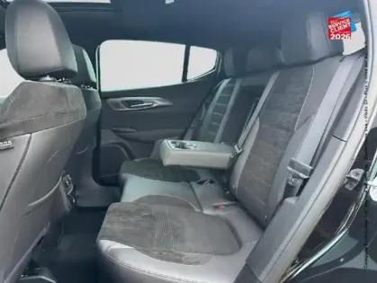 Photo 10 Alfa Romeo Tonale  1.5 Ibrida 160ch Intensa TCT