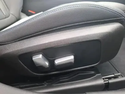 Photo 11 BMW Serie 3 Série 3 330eA xDrive 292ch M Sport