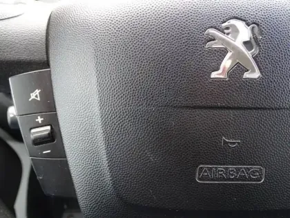 Photo 11 Peugeot Boxer  Benne 335 L2 2.2 BlueHDi 140 S&S Pro SR