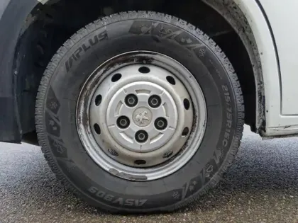 Photo 8 Peugeot Boxer  Benne 335 L2 2.2 BlueHDi 140 S&S Pro SR