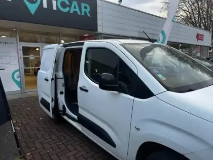 Photo 6 Opel Combo Cargo  L1H1 Standard 1.2 110ch S&S Pack Clim