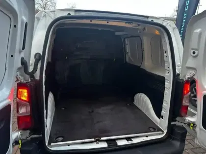 Photo 8 Opel Combo Cargo  L1H1 Standard 1.2 110ch S&S Pack Clim