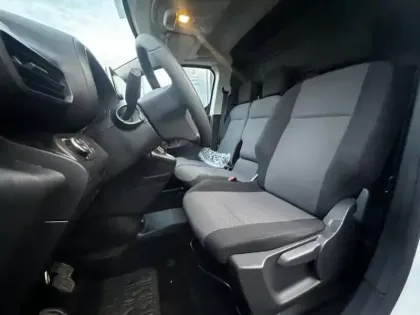 Photo 12 Opel Combo Cargo  L1H1 Standard 1.2 110ch S&S Pack Clim