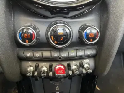 Photo 11 Mini Mini cabrio Cabrio Cooper 136ch Edition Premium Plus BVA7