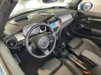 Photo 3 Mini Mini cabrio Cabrio Cooper 136ch Edition Premium Plus BVA7